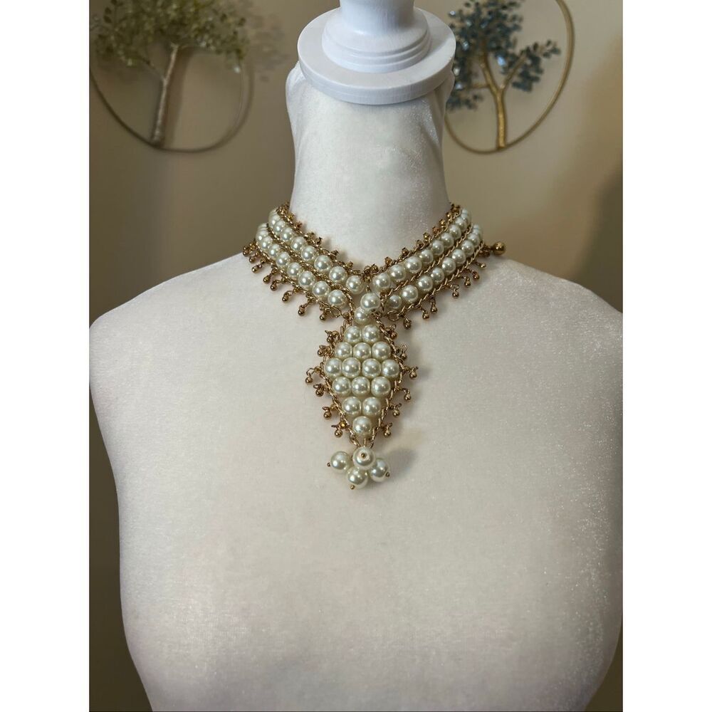 Mystyle Vintage Style Chunky Faux Pearl Antique Gold Tone Earring Necklace Set